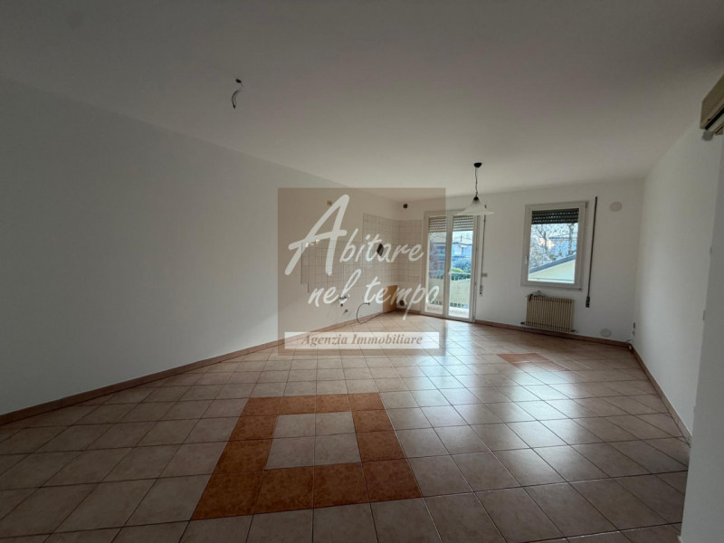 CITTADELLA (PD) - VIA COMPOSTELLA

Proponiamo in esclusiva un appartamento bicamere al primo pian...