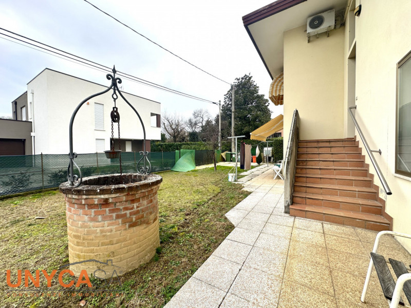 Il perfetto equilibrio tra comfort e stile? Ideale per famiglie o chi cerca uno spazio tranquillo...