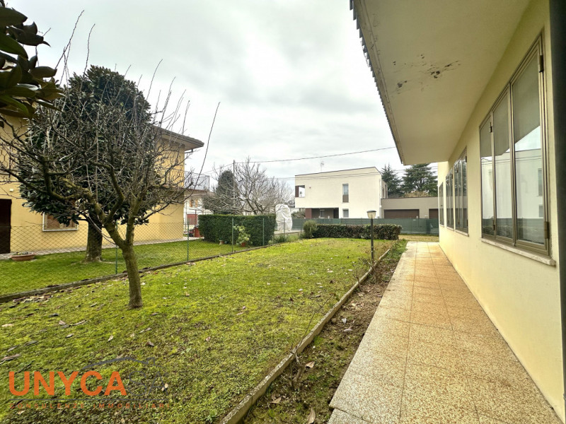 Il perfetto equilibrio tra comfort e stile? Ideale per famiglie o chi cerca uno spazio tranquillo...