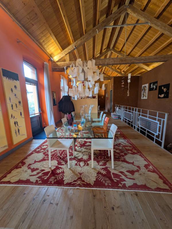 Curato ed indipendente loft sito all'interno di una ristrutturazione industriale

Trattativa rise...