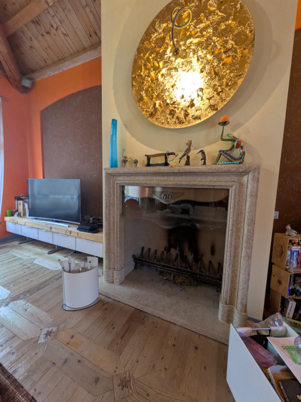 Curato ed indipendente loft sito all'interno di una ristrutturazione industriale

Trattativa rise...