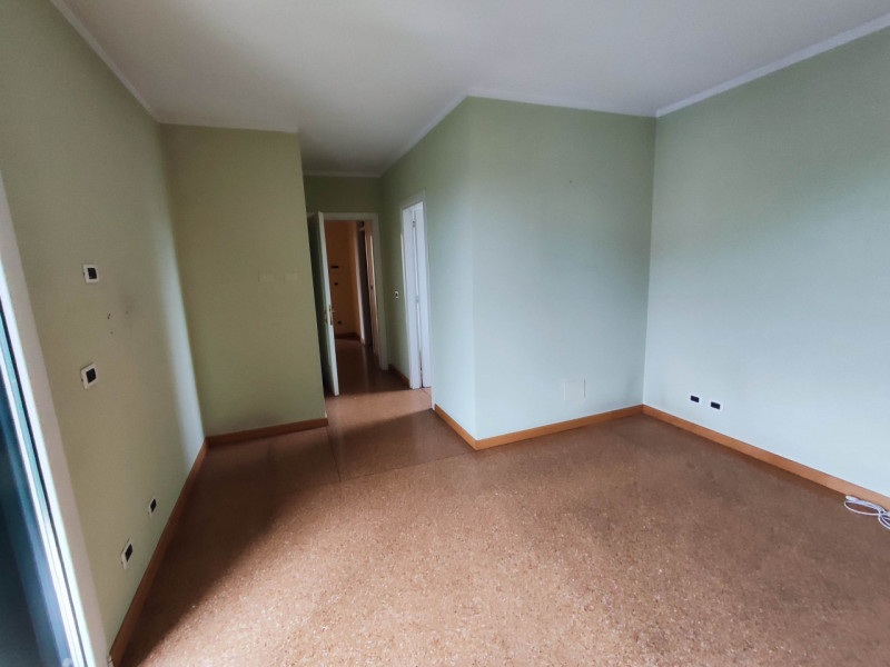 RESIDENZA DI PRESTIGIO – CASA SINGOLA CON GIARDINO PRIVATO

ZONA SAN CARLO / ARCELLA

In una dell...