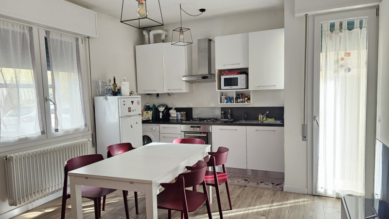 In via Pietro Selvatico, nel cuore dell' Arcella, nella zona Sant'Antonino, proponiamo in vendita...