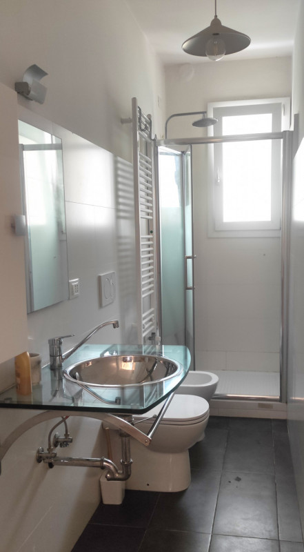 In via Pietro Selvatico, nel cuore dell' Arcella, nella zona Sant'Antonino, proponiamo in vendita...