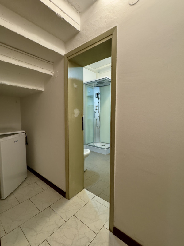 In una zona residenziale tranquilla, abitata e ben collegata, tra Montegrotto e Torreglia, propon...