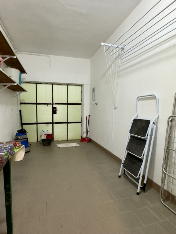 In una zona residenziale tranquilla, abitata e ben collegata, tra Montegrotto e Torreglia, propon...