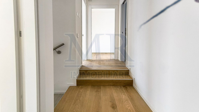 ABANO GIARRE - MR280A
NUOVA BIFAMILIARE CON GIARDINO -  Cl. Energ. "A4"

Splendida Villetta dispo...