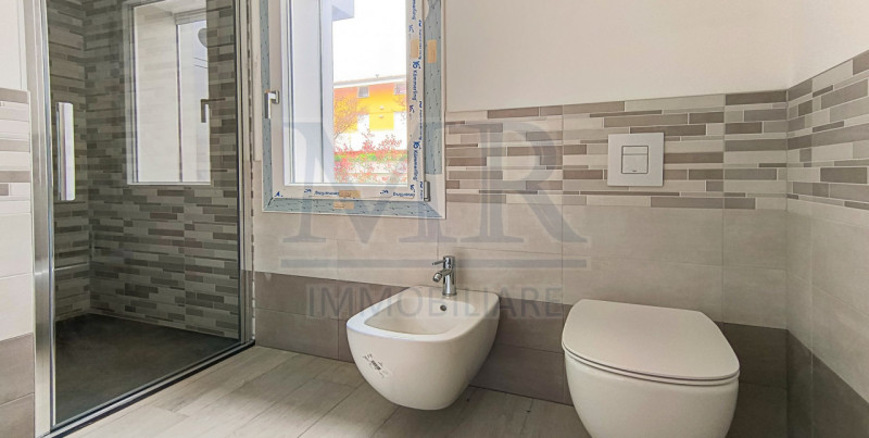 ABANO GIARRE - MR280A
NUOVA BIFAMILIARE CON GIARDINO -  Cl. Energ. "A4"

Splendida Villetta dispo...