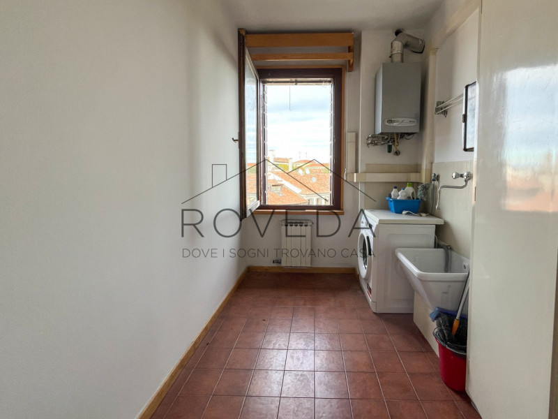 TREVISO - CENTRO STORICO

RIFERIMENTO: TV35

L'agenzia Roveda Immobiliare ha il piacere di presen...