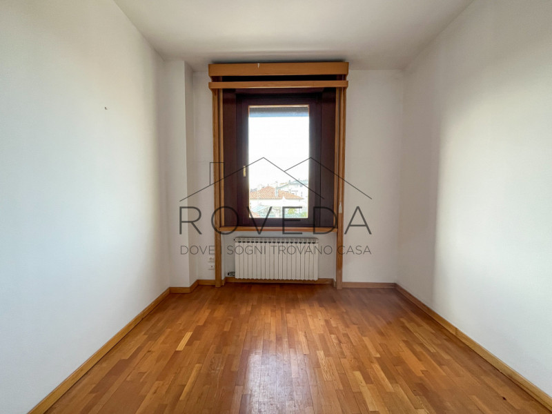 TREVISO - CENTRO STORICO

RIFERIMENTO: TV35

L'agenzia Roveda Immobiliare ha il piacere di presen...