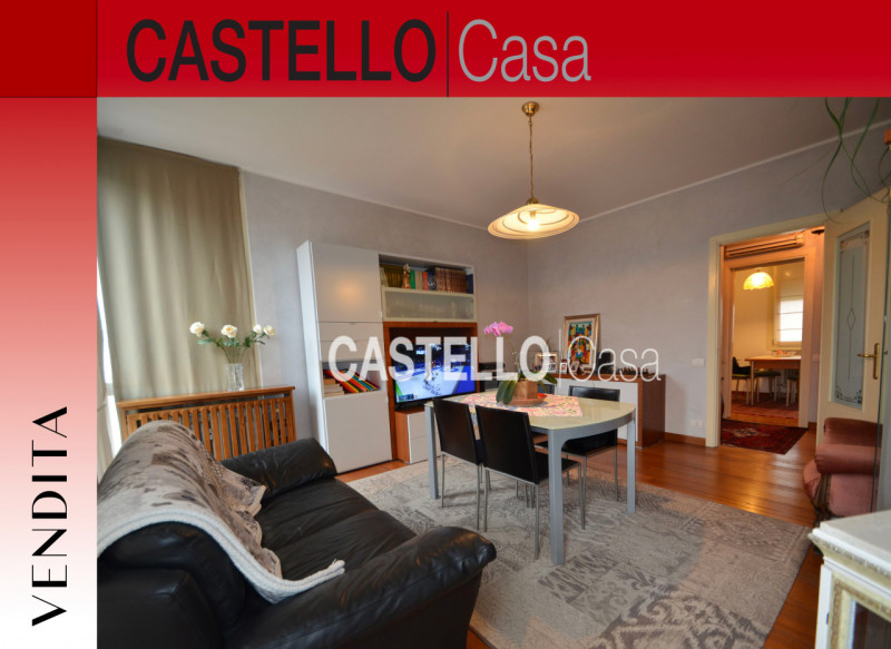 Situato nel cuore di Castelfranco Veneto, posizionato al secondo piano di un elegante edificio in...