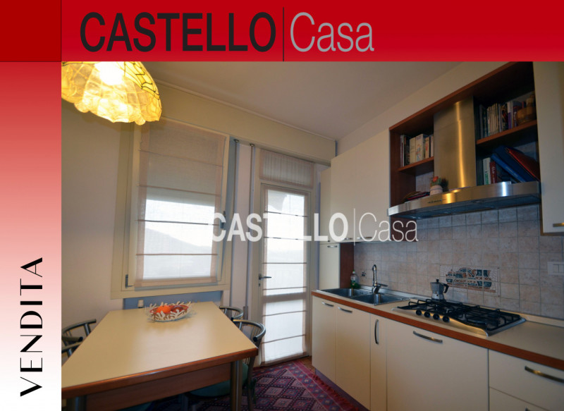 Situato nel cuore di Castelfranco Veneto, posizionato al secondo piano di un elegante edificio in...