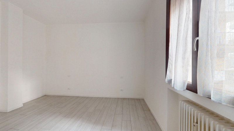 Moderno trilocale in affitto nel cuore di Santa Bertilla, a pochi passi da tutti i principali ser...