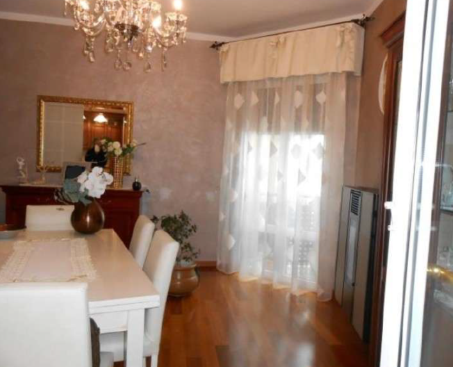 Rif. A.A.267-24

Vendita all'asta - appartamento al 1° piano in data 18 marzo 2026

Descrizione: ...