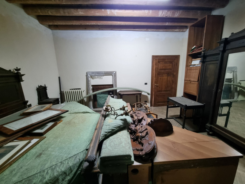 Noventa Vicentina (VI) Via Umberto Masotto, a 2 passi a piedi dal centro del paese proponiamo in ...