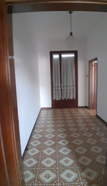 Rif. A.A.2247-21

Vendita all'asta - abitazione unifamiliare su due livelli in data 19 marzo 2026...