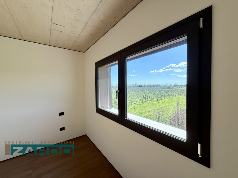 Rif. A-318 NE (per info 350 5383983 | Giacomo)

All’interno di nuovo e riservato Residence a Cast...
