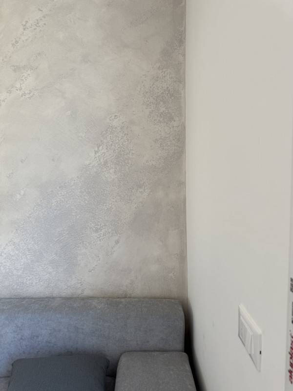 (Per INFO Fabrizio 333 7743912) In zona Ghirada, a poco meno di 2 km dal centro storico, in un co...