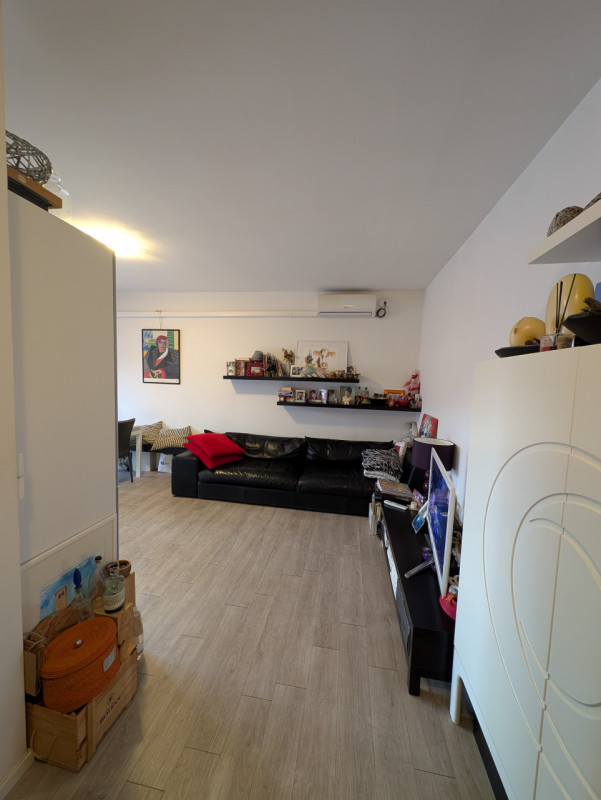 In zona centrale e servita di Vittorio Veneto, proponiamo in vendita appartamento al quarto piano...