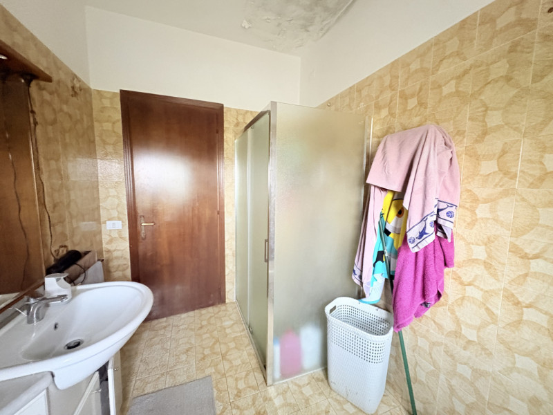 Immersa nella tranquilla campagna attorno a Noventa Vicentina, proponiamo abitazione singola di c...