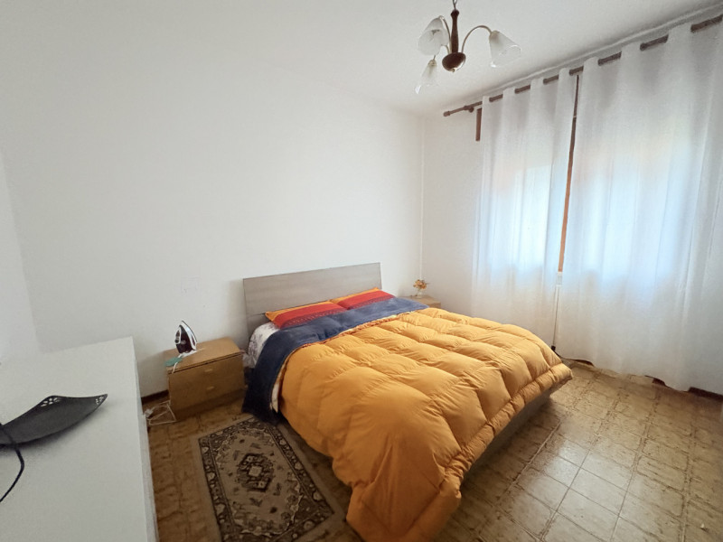 Immersa nella tranquilla campagna attorno a Noventa Vicentina, proponiamo abitazione singola di c...