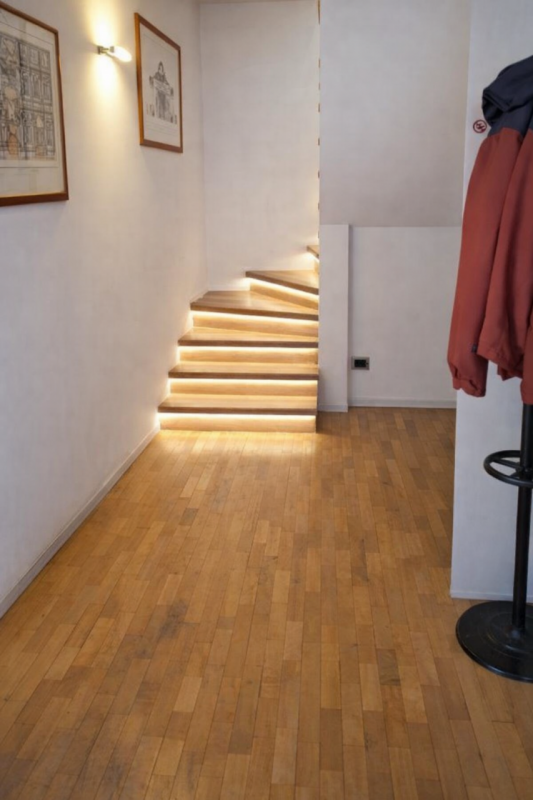 Scopri questa esclusiva soluzione bifamiliare indipendente nel cuore di Santa Bertilla a Vicenza:...