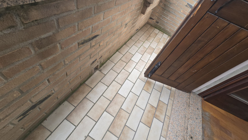 Proponiamo a Solesino bifamiliare in orizzontale di ampie metrature con garage doppio.

L'abitazi...