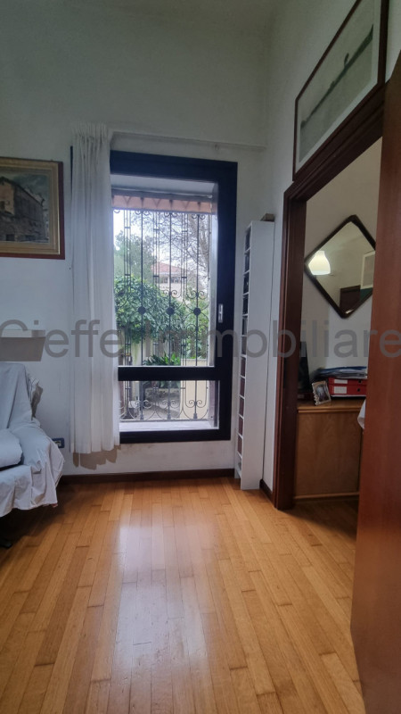 Scopri questo meraviglioso appartamento in affitto situato nelle primissime vicinanze dell'Ospeda...