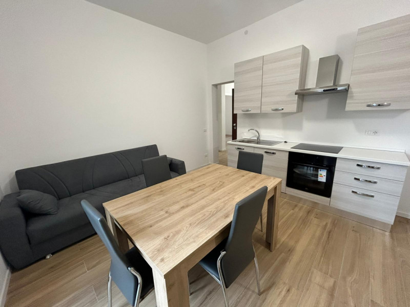 SAN BORTOLO

Inserito in un quartiere ben abitato della città e comoda ai servizi, vicino al cent...