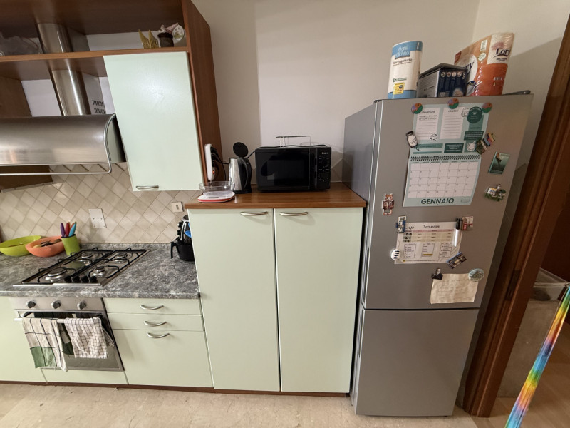 IMMOBILE A REDDITO Ponte 4 Martiri: In zona molto comoda alla via principale e all'argine, appart...