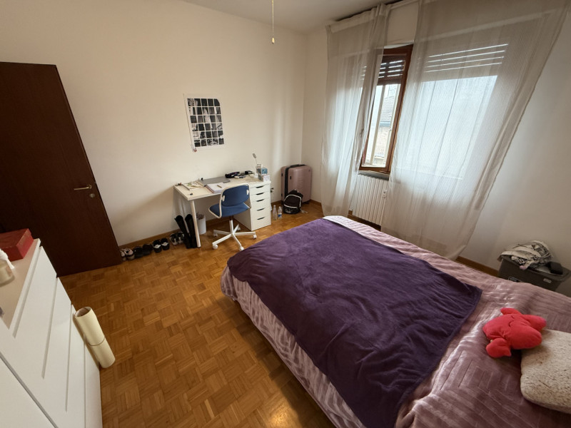 IMMOBILE A REDDITO Ponte 4 Martiri: In zona molto comoda alla via principale e all'argine, appart...