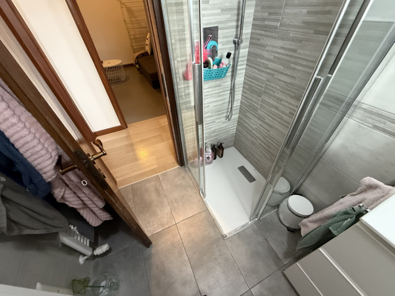 IMMOBILE A REDDITO Ponte 4 Martiri: In zona molto comoda alla via principale e all'argine, appart...