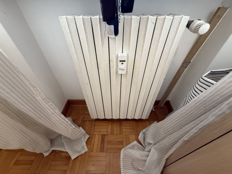 IMMOBILE A REDDITO Ponte 4 Martiri: In zona molto comoda alla via principale e all'argine, appart...