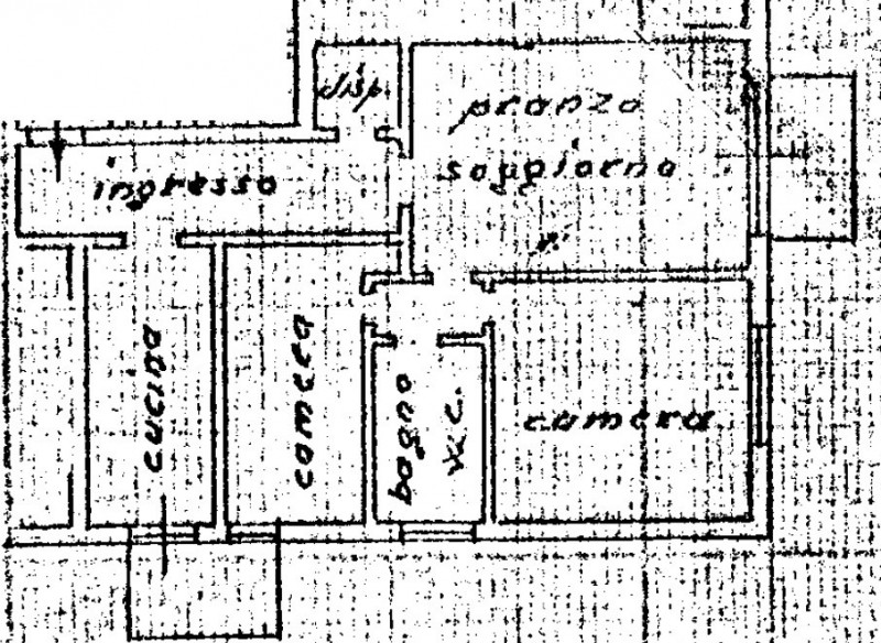 IMMOBILE A REDDITO Ponte 4 Martiri: In zona molto comoda alla via principale e all'argine, appart...