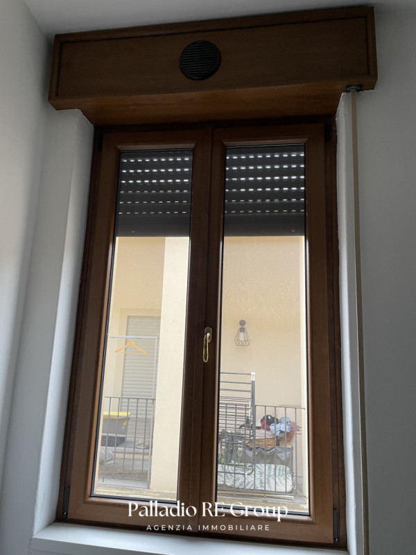 Scoprite un'affascinante opportunità nel centro storico di Vicenza, dove la storia incontra il co...