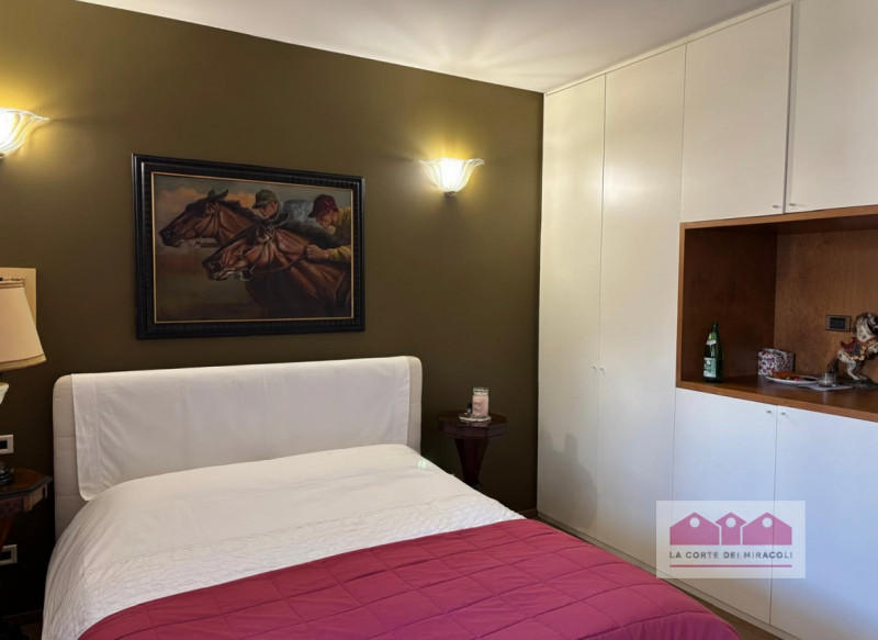 VICENZA: ELEGANTE APPARTAMENTO DI DESIGN DISPOSTO SU TRE LIVELLI, CON TERRAZZE PANORAMICHE, ZONA ...