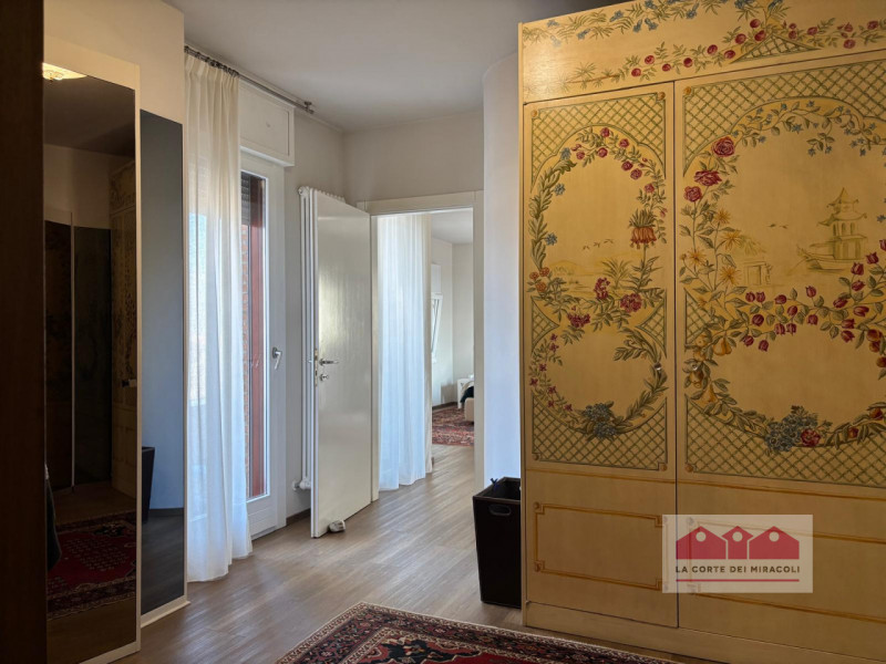 VICENZA: ELEGANTE APPARTAMENTO DI DESIGN DISPOSTO SU TRE LIVELLI, CON TERRAZZE PANORAMICHE, ZONA ...