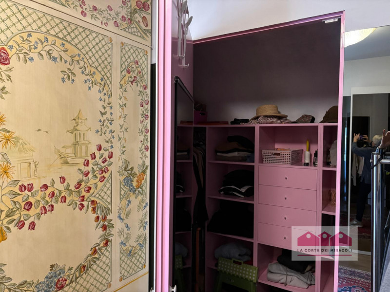 VICENZA: ELEGANTE APPARTAMENTO DI DESIGN DISPOSTO SU TRE LIVELLI, CON TERRAZZE PANORAMICHE, ZONA ...