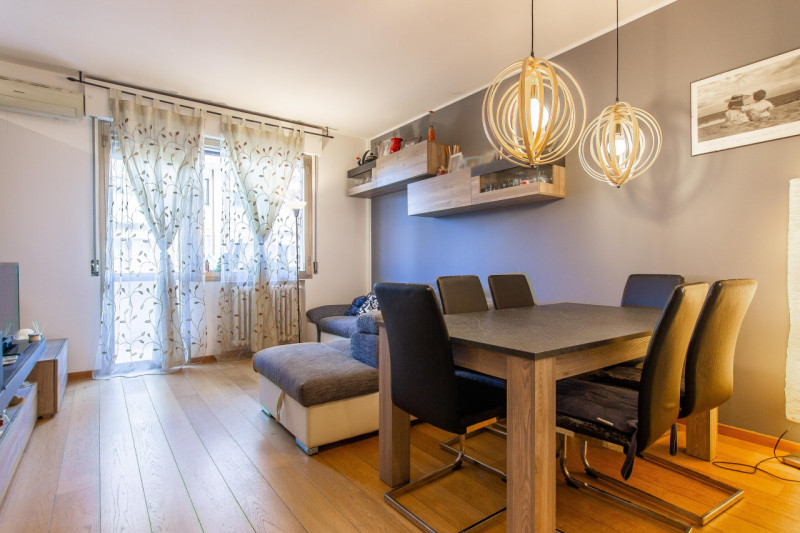 In via Nazareth, proponiamo appartamento inserito in ottimo contesto a due passi dall’Ospedale di...