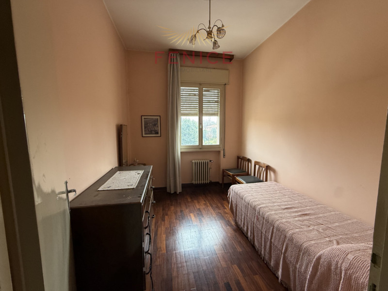 Ai piedi delle colline di Conegliano, in posizione residenziale tranquilla e strategicamente serv...