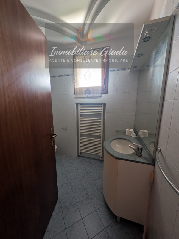 Godega di Sant’Urbano (TV) – Casa indipendente costruita a metà anni 90.
Stai pensando di cambiar...