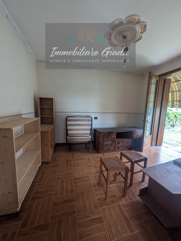 Godega di Sant’Urbano (TV) – Casa indipendente costruita a metà anni 90.
Stai pensando di cambiar...