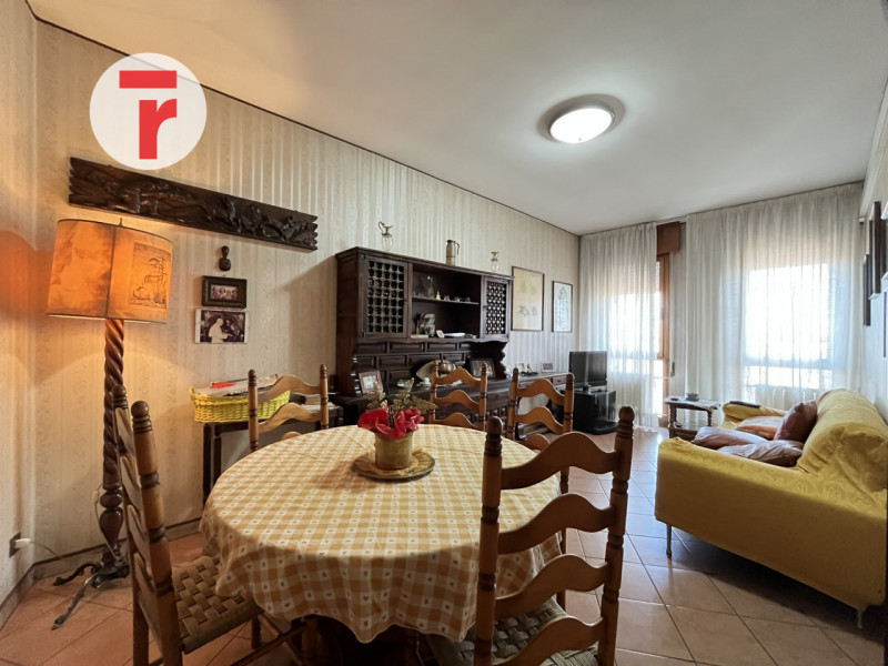 In zona Buon Pastore, all’interno del quartiere Arcella, area caratterizzata da un’elevata presen...