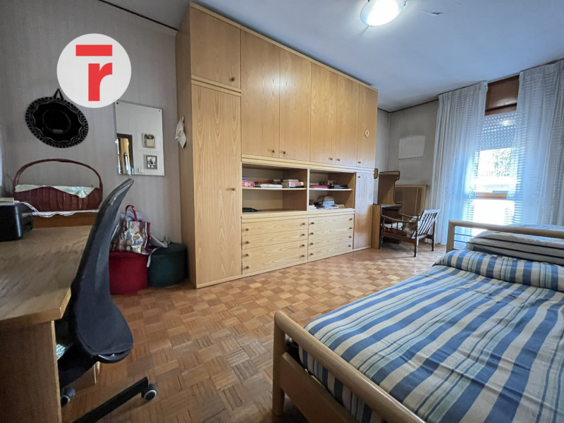 In zona Buon Pastore, all’interno del quartiere Arcella, area caratterizzata da un’elevata presen...