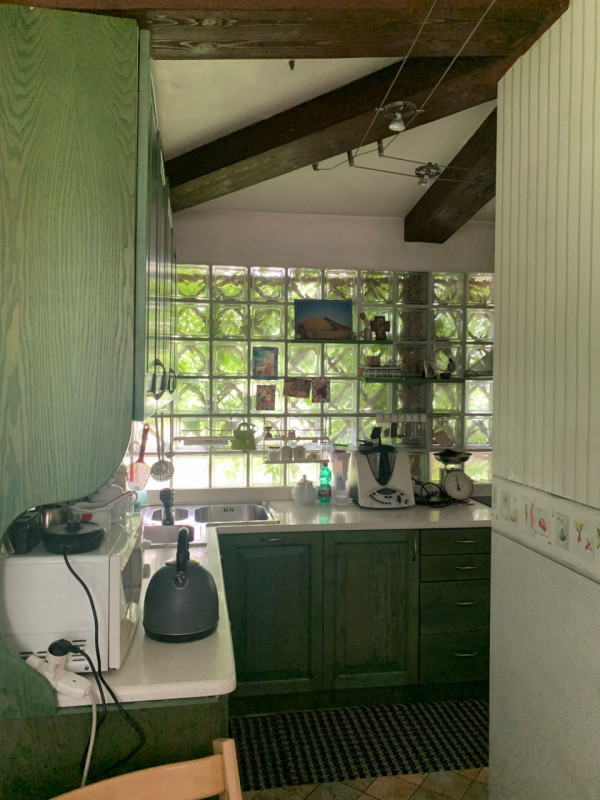 PADOVA ZONA PIO X - Proponiamo in vendita un appartamento di grandi dimensioni in zona residenzia...