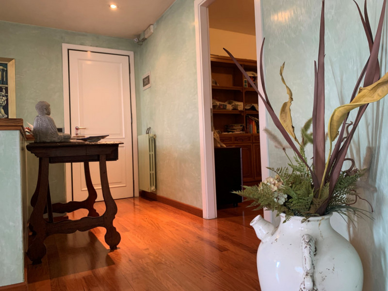 PADOVA ZONA PIO X - Proponiamo in vendita un appartamento di grandi dimensioni in zona residenzia...