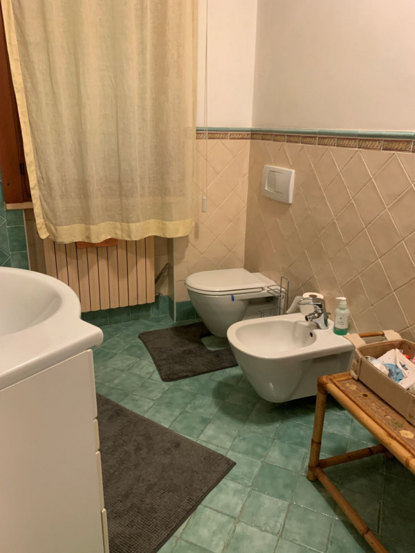 PADOVA ZONA PIO X - Proponiamo in vendita un appartamento di grandi dimensioni in zona residenzia...