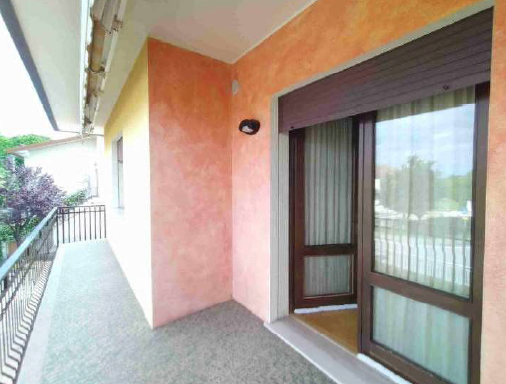 RIF. A.A.05-24

Vendesi all'asta - appartamento al 1° piano con garage in data 19 marzo 2026

Des...