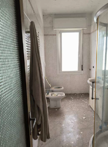 RIF. A.A.375-24

Vendesi all'asta - appartamento al 2° piano con garage in data 20 marzo 2026

De...