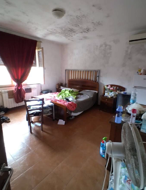 RIF. A.A.207-24

Vendesi all'asta - abitazione unifamiliare su 2 livelli in data 20 marzo 2026

D...